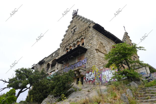 Estado del palacio del Canto del Pico