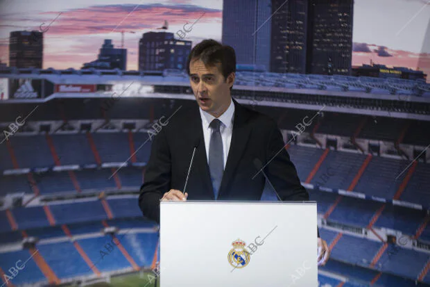 Presentación de Julen Lopetegui como nuevo entrenador del Real Madrid