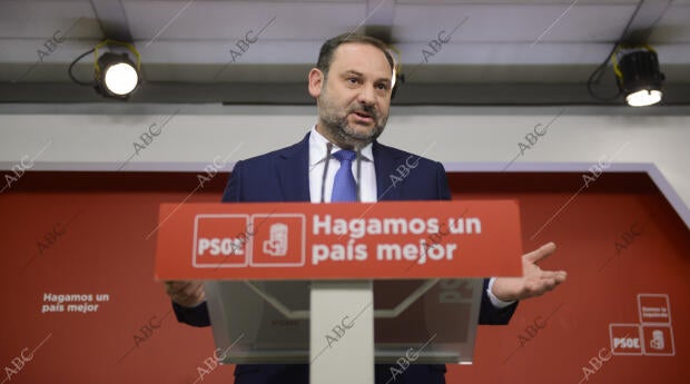 Rueda de prensa de José Luis Ábalos, tras la reunión de la ejecutiva del PSOE en...