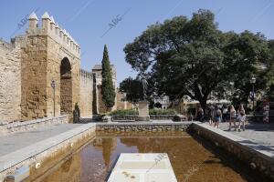 la fuente de la puerta de Almodóvar