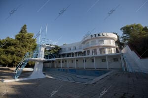 Reportaje a las antiguas piscinas Stella en Arturo Soria