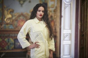 Retratos posados a la cantante Rosalía en el palacio de Santoña, en la calle de...