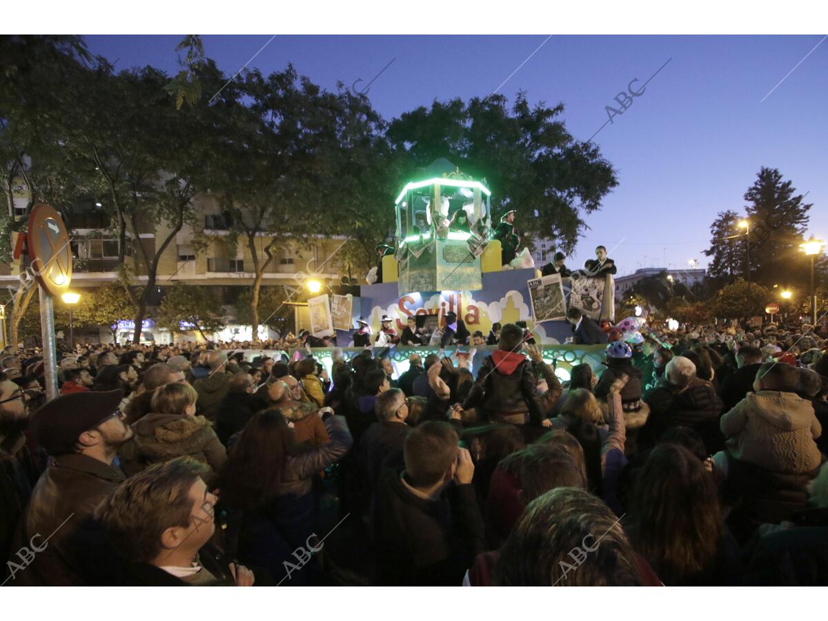 Cabalgata de Reyes Magos 2019 de Triana a su paso por las calles del barrio Archivo ABC Cabalgata de Reyes Magos 2019 de Triana a su paso por las calles del barrio Archivo ABC