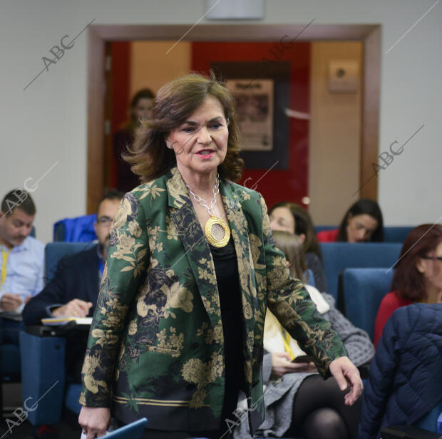 Rueda de prensa tas el Consejo de Ministros con Josep Borrell y Carmen Calvo