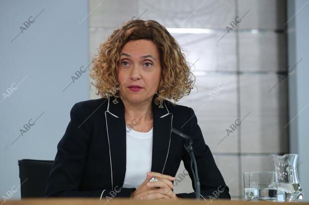 Rueda de prensa posterior al Consejo de Ministros, con Isabel Celaá, María Jesús...