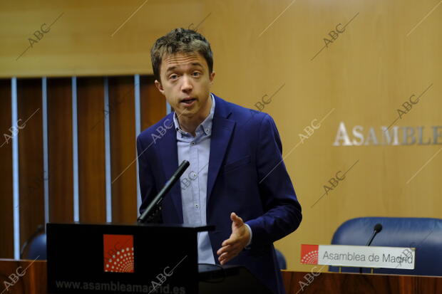 El presidente de la Asamblea de Madrid Juan Trinidad, se reúne con el...