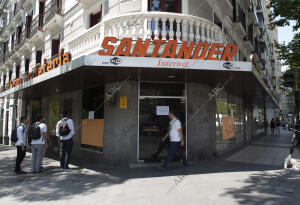 La Gran Cafetería Santander cerrada tras 52 años abierta