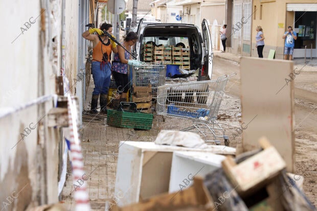 Destrozos provocados por las inundaciones de la Gota fría que azotó el Levante...