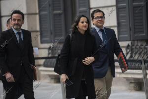 En la imagen, llegada de Inés Arrimadas