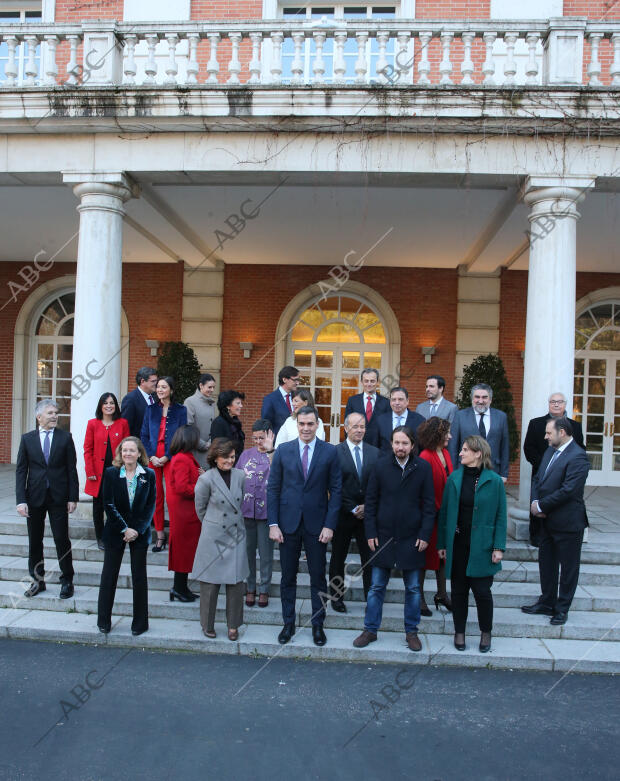 Primera reunión del Gobierno progresista de Pedro Sánchez para la XIV...