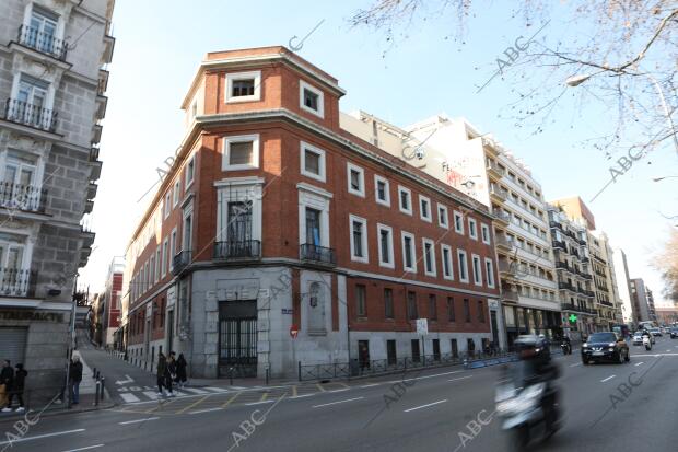 La «Ingobernable», edificio del Paseo del Prado, que albergará un museo judío y...