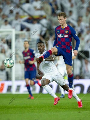 En la imagen, Frenkie de Jong y Vinicius Jr