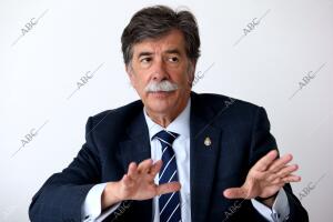 Entrevista A Javier Urra