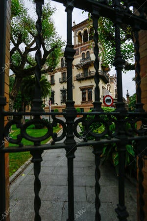 El hotel Alfonso XIII cierra debido al decreto de estado de alarma y la...