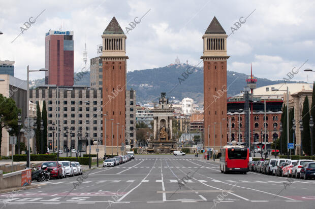 Imagen del Ejército en Montjuic en el hospital de campaña para personas sin...