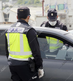 Control de la Policía Nacional en la A 49 a la altura de Camas por el...