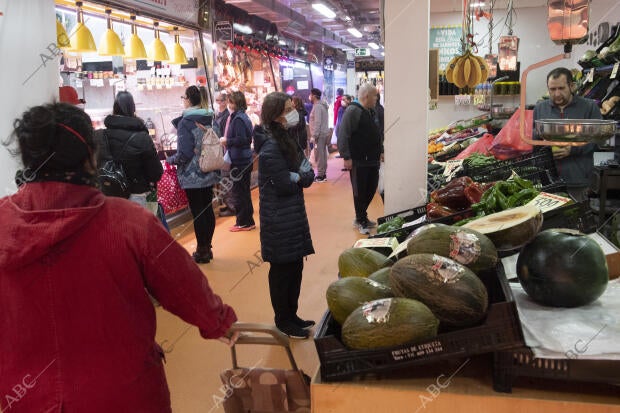 Galería Comercial Doña Carlota, en el distrito de Puente de Vallecas, durante la...