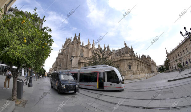 Reportaje Del Tranvía Por El Centro De La Ciudad Archivo Abc 