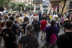 Jordi Cuixart, presidente de Ómniun Cultural, a su llegada a la sede tras salir...