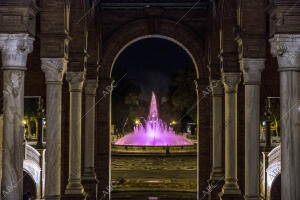 En la imagen, la fuente de la plaza de España