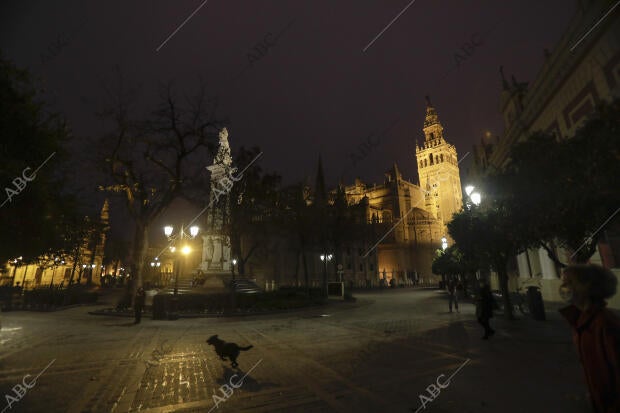 Reportaje de la nueva iluminación en la calle Mateos Gagos y aledaños, con luces...