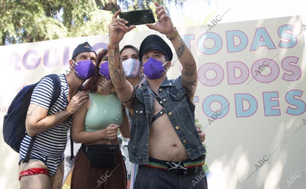 Acto del Día Internacional del Orgullo LGTBI