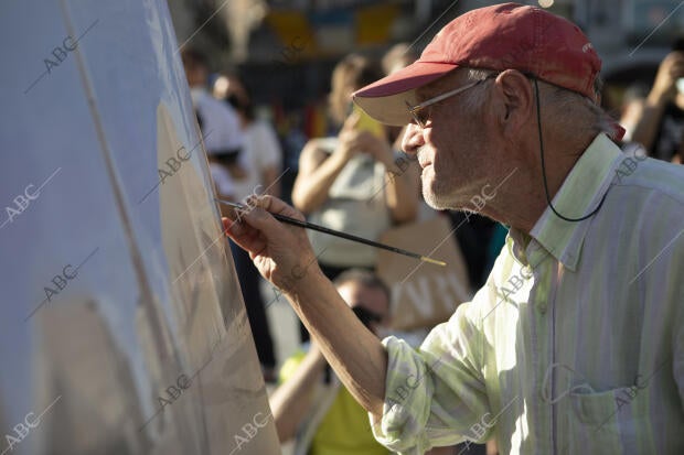 Antonio López pinta la puerta del Sol