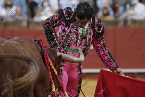 Corrida de toros de la Feria de San Miguel, celebrada en La Maestranza, para los...