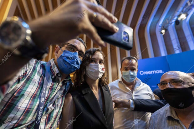 Isabel Díaz ayuso en la convención del Pp