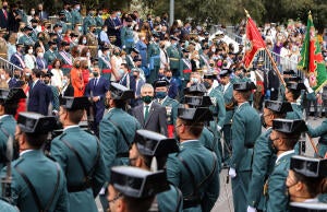 sfile del Día de la Guardia Civil con presencia del minitro