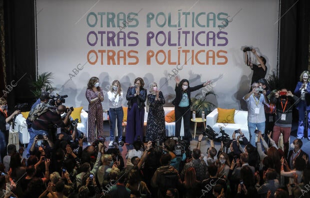 Acto 'Otras Políticas', con Ada Colau, Yolanda Díaz, Mónica Oltra, Fatima Hamed...