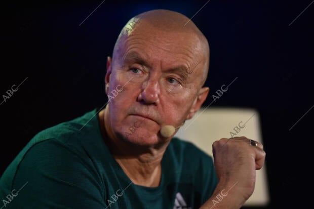 Irvine Welsh, en el festival internacional de la poesía de Córdoba, Cosmopoética