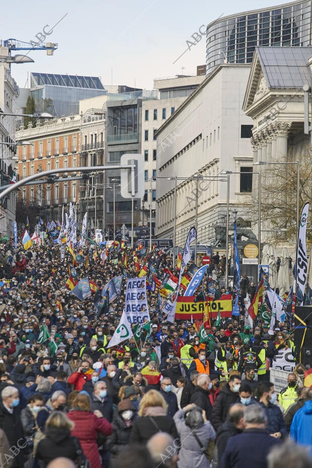 Manifestación convocada por JUSAPOL, una plataforma que integra asociaciones y...