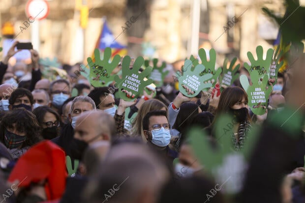 Pere Aragonés, presidente del Govern de Catalunya, participa en la manifestación