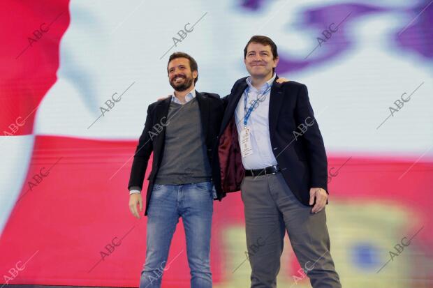 Alfonso Fernández Mañueco y Pablo Casado clausuran el Congreso Regional del...