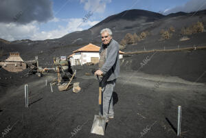 Casas enterradas en las cenizas del volcán Cumbre Vieja, en San Nicolás