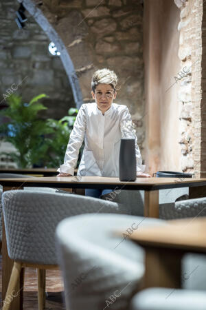 Vicky Sevilla, cocinera y propietaria del restaurante Arrels, en Sagunto