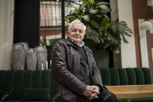 Entrevista al escritor Bernardo Díaz Nosti