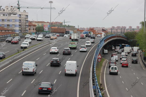 Reportaje sobre el posible desmantelamiento del 'scalextric' del Puente de...
