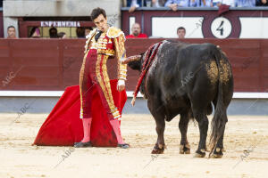 Toreros: José María Manzanares, Alejandro Marcos (Confirmación) y Tomás Rufo