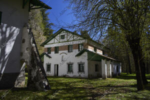 Casa de Las Campanillas y arboreto con secuoyas