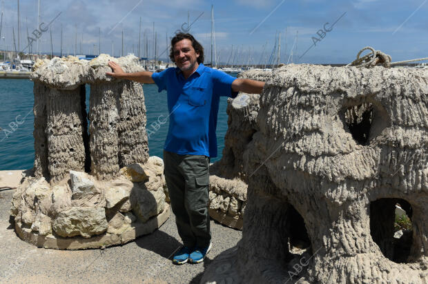 Presentación de la creación de un arrecife artificial en el puerto de...