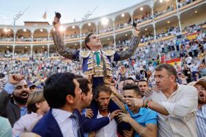 Corrida con Sebastián Castella, Emilio de Justo y Fernando Adrián, con la...
