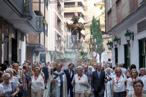 Procesión del Sagrado Corazón de Jesús desde la iglesia de San Hipólito