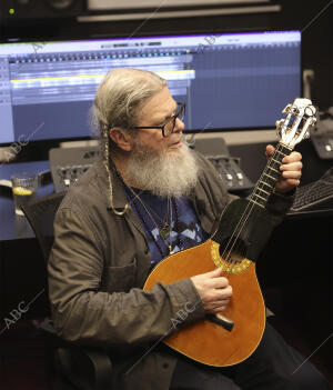 Master class del artista compositor y ganador de dos Oscar, Gustavo Santaolalla