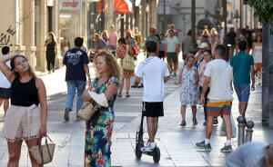 Reportaje sobre patinetes electrónicos en la ciudad