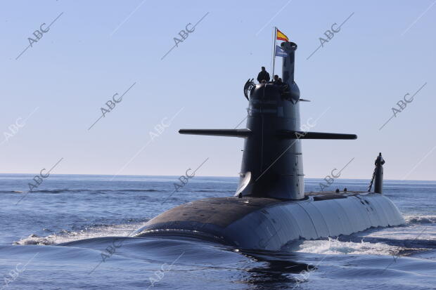 Reportaje del nuevo submarino S-81 Isaac Peral fabricado por Navantia antes de...