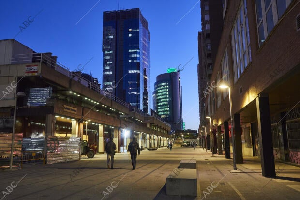 Este complejo construido en los años 70 y zona financiera de rascacielos está...