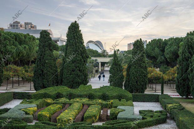 Jardín del Turia. Imagen del escudo de la ciudad