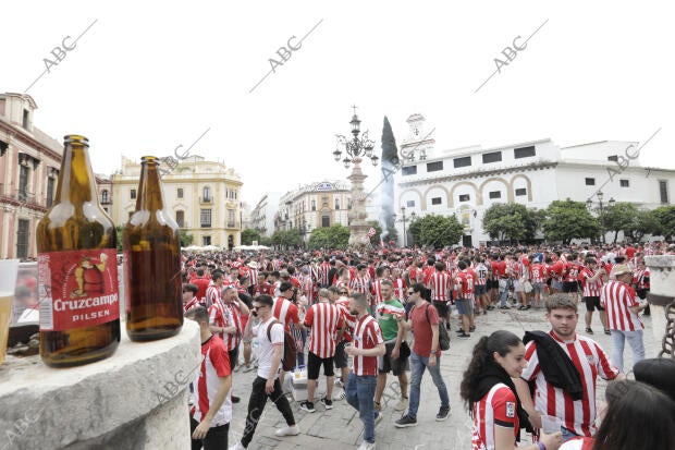 Ambiente por el centro previo a la final de la Copa de Su Majestad el Rey en el...